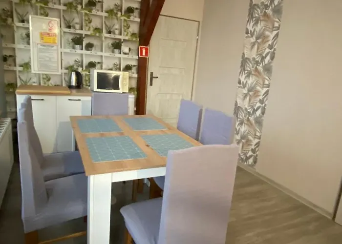 Justynka Nocleg ze śniadaniem 3*